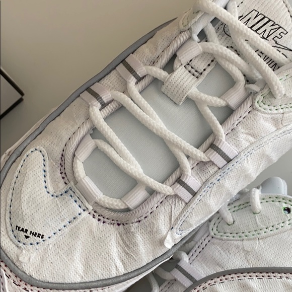 New Nike Air Max 98 LX cut away shoes - Picture 7 of 8